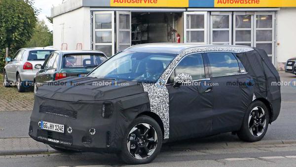 Kia Sorento 2023 rò rỉ hình ảnh mới nhất
