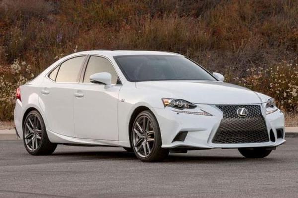 Top 5 mẫu xe thể thao tốt nhất của Lexus
