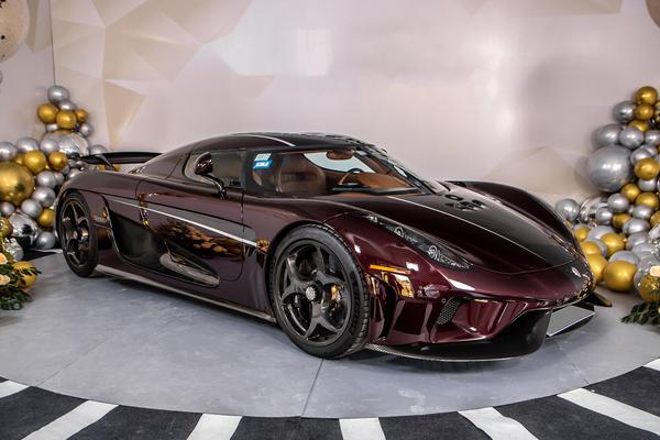 Chiêm ngưỡng Koenigsegg Regera trị giá 200 tỷ đồng tại Việt Nam