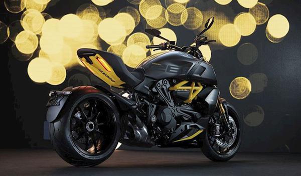 Ducati Diavel 1260 S ‘Black and Steel’ 2022 sở hữu màu sắc cực kì thu hút khách hàng