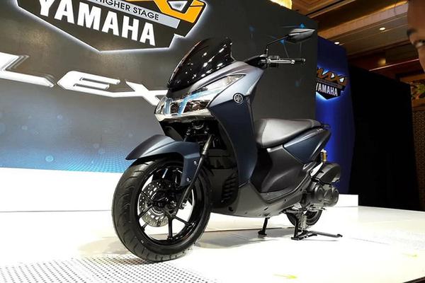 Ra mắt Yamaha Lexi 155 đối thủ Honda PCX