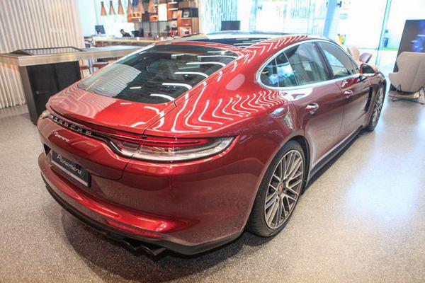 Soi chi tiết Porsche Panamera 2021 bản tiêu chuẩn giá từ 5,31 tỷ đồng tại Việt Nam