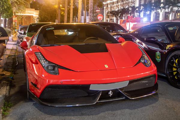 Loạt siêu xe xuống phố nhân dịp giỗ Tổ Hùng Vương tại TP.HCM