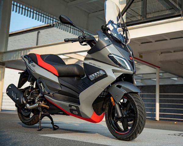 Xe ga Aprilia SR Max 250 HPE được ra mắt với thiết kế ấn tượng
