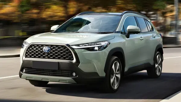Đại lý bắt đầu nhận cọc Corolla Cross 2024: Dự kiến ra mắt tháng 5, thêm nhiều trang bị đáng chú ý