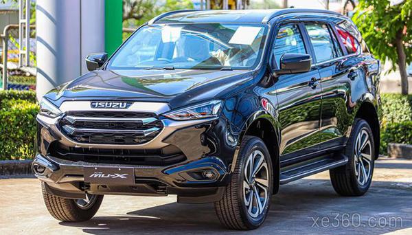 Dọn kho xả hàng, Isuzu Mu-X giảm sâu tại đại lý với giá từ 760 triệu đồng