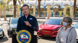 Ford lên tiếng về vụ California trở thành tiểu bang đầu tiên của Hoa Kỳ thực hiện điện khí hóa