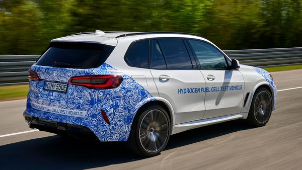 Xe chạy bằng hydro của BMW chính thức đi vào thử nghiệm thực tế