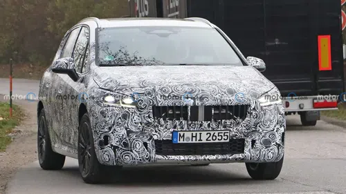 BMW 2 Series Active Tourer lộ ảnh thử nghiệm với nhiều chi tiết đắt giá
