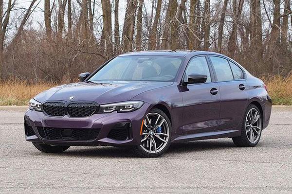 Top 10 mẫu sedan hạng sang cỡ nhỏ tốt nhất năm 2022