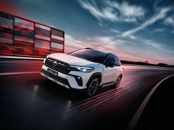 Toyota Corolla Cross GR Sport ra mắt tại Thái Lan, chờ ngày về Việt Nam