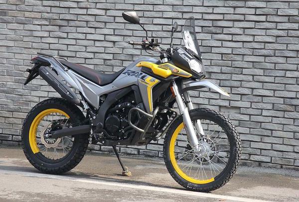 Voge 300 GY Rally ra mắt châu Âu với giá bán dễ tiếp cận