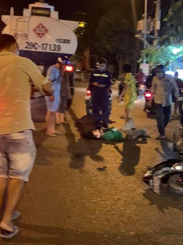 Tài xế xe ôm công nghệ bị xe bồn cán qua người tử vong tại chỗ khu vực Nhà Bè