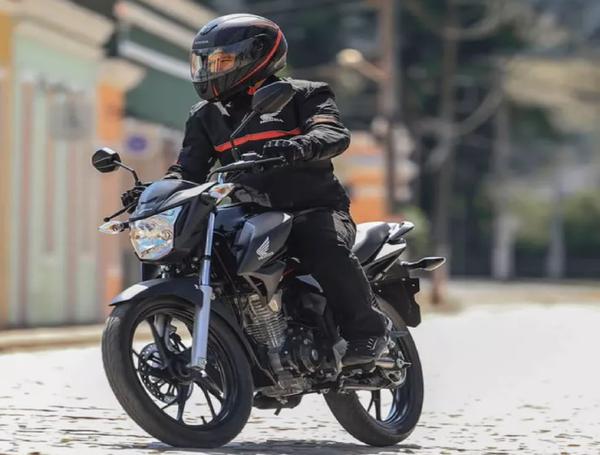 Honda ra mắt mẫu CG 160 đẹp mê ly chất hơn Winner X
