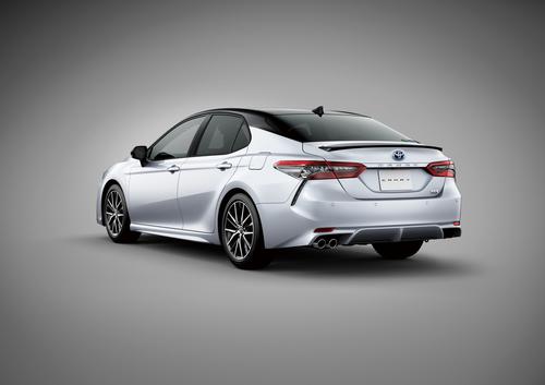 Toyota Camry 2021 chính thức ra mắt tại Nhật Bản với ngoại hình thể thao hơn