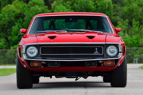 Ford Mustang Shelby GT500 từng thuộc sở hữu của Carroll Shelby được bán đấu giá