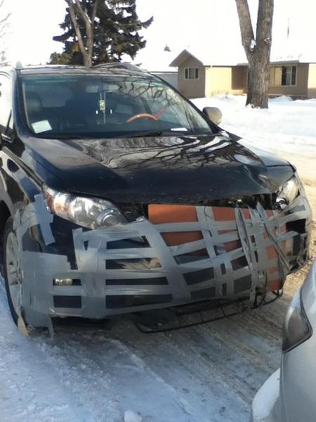 Cười toét miệng với "bí kíp" sửa xe bất đắt dĩ của các dân chơi