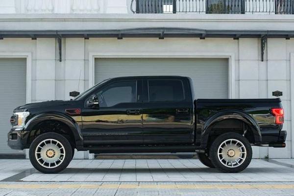 Ford F-150 Harley-Davidson rao bán với giá gần 7 tỷ đồng sau 3 năm lăn bánh