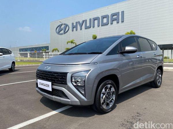 "Soi" ảnh thực tế mẫu MPV giá rẻ Hyundai Stargazer