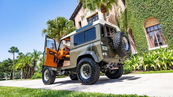 Land Rover Defender 90 thay đổi cả trong lẫn ngoài nhờ bản độ từ Automotive Design