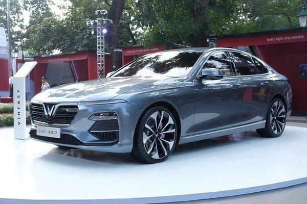 VinFast nâng bảo hành lên 10 năm cho loạt xe Fadil, Lux A2.0, Lux SA2.0 và President
