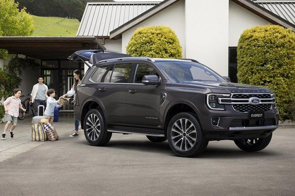 Ford Everest sắp có phiên bản động cơ V6 ra mắt tại Thái Lan, chờ ngày về Việt Nam