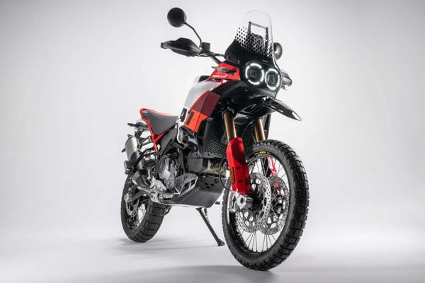 Ducati DesertX Rally giá bằng 1 chiếc ô tô SUV