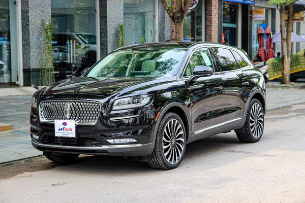 Lincoln Nautilus Black Label 2022 đầu tiên về Việt Nam giá 6 tỷ đồng
