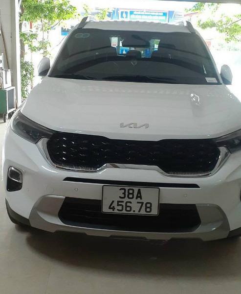 Kia Sonet bốc trúng biển sảnh 456.78, được hỏi mua với giá lên đến 1,7 tỷ đồng