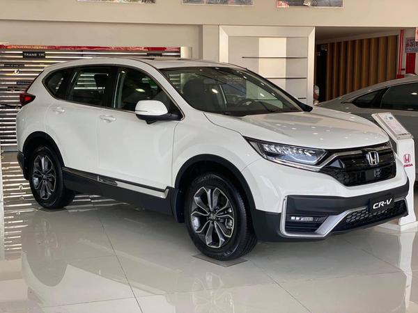 Quyết đấu Mazda CX-5, Honda CR-V khuyến mại lên tới 120 triệu đồng
