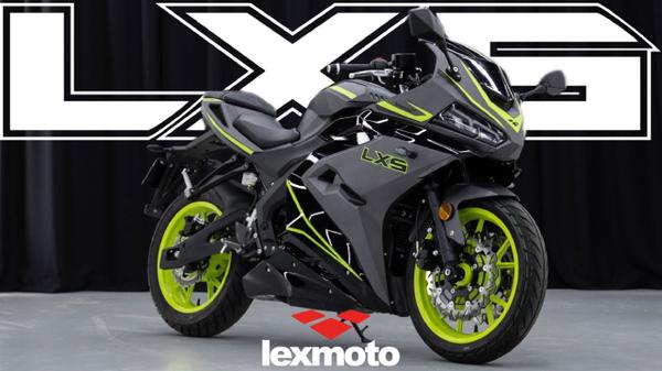 Mẫu xe Lexmoto LXS 125 sở hữu phong cách thể thao