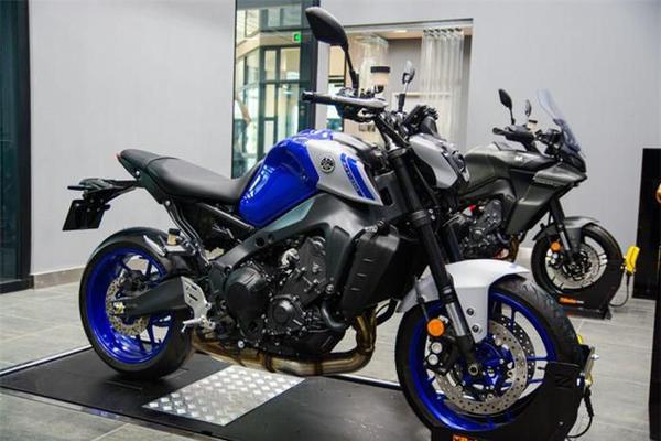 Mô tô Yamaha MT-09 có giá 345 triệu đồng tại Việt Nam