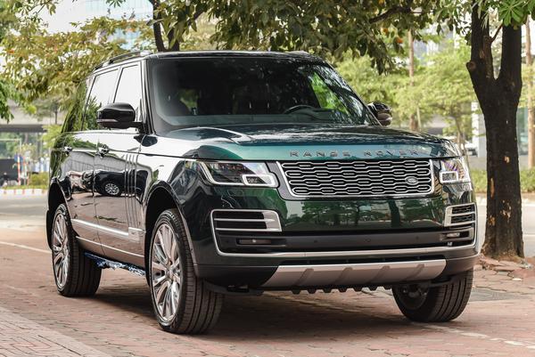 Range Rover SVAutobiography 2021 với màu sơn xanh giá 13 tỷ đồng tại Việt Nam