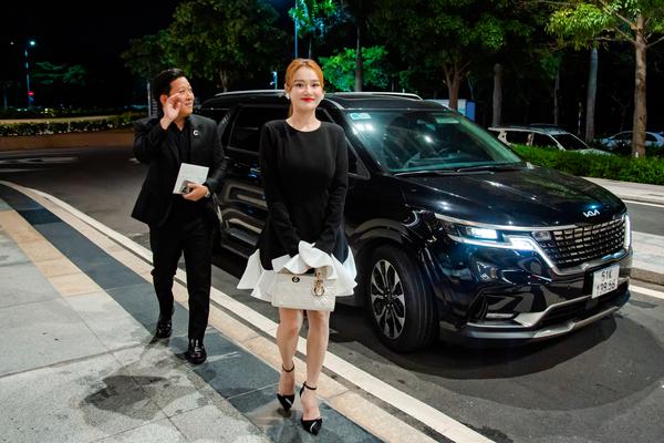 Ngắm người đẹp, xe sang ở đám cưới Midu
