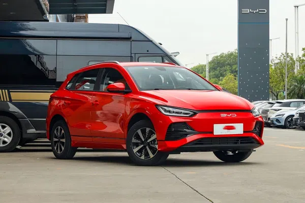 Hatchback điện BYD e2  EV giá chỉ bằng 2/3 Vinfast VF5