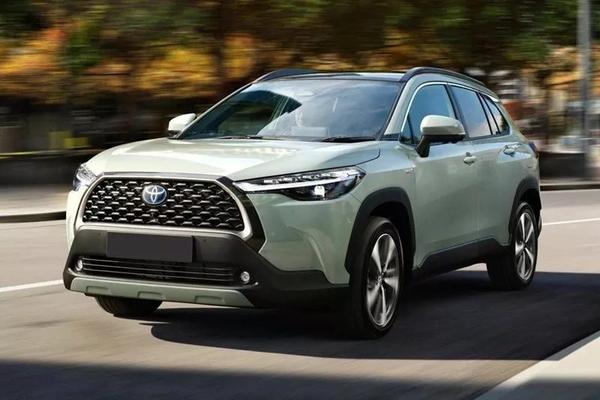Đại lý nhận cọc Toyota Corolla Cross 2024: Dự kiến ra mắt tháng 5, đổi thiết kế đèn pha, thêm nhiều trang bị khác