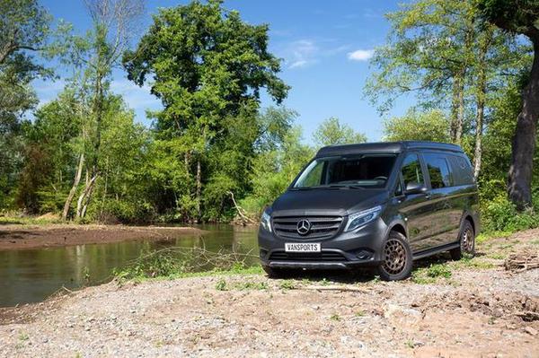 Mercedes-Benz Vito 4 × 4 Geotrek Edition, bản độ Camping từ Vansports