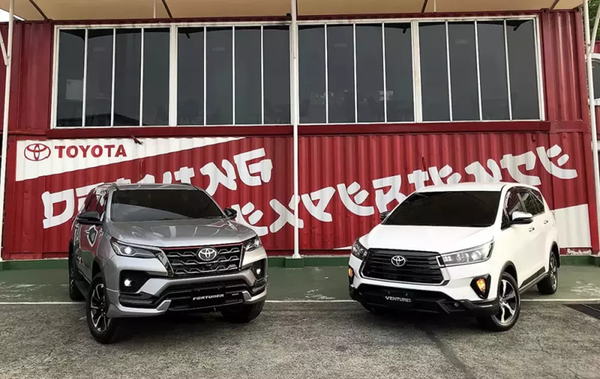 Toyota tạm ngừng sản xuất Fortuner và Innova liên quan đến động cơ nén cháy