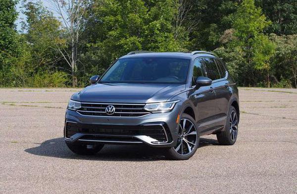 Gần 1.300 chiếc Volkswagen Tiguan bị triệu hồi do lỗi hệ thống phanh