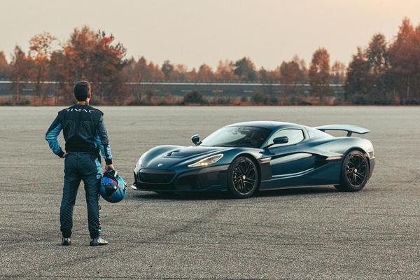 Rimac Nevera lập kỷ lục trở thành mẫu xe điện nhanh nhất thế giới