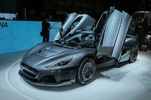 Tập đoàn Volkswagen đang xem xét bán Bugatti cho nhà sản xuất xe điện Rimac