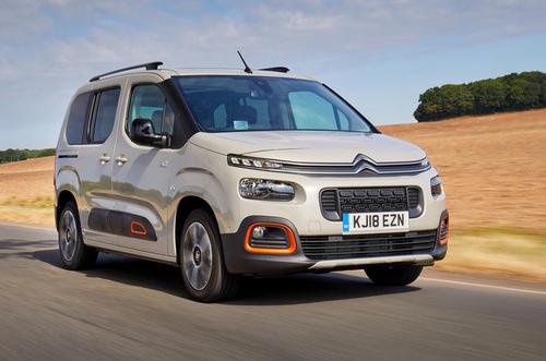 FCA và PSA hợp nhất để trở thành hãng xe hơi lớn thứ tư thế giới, tạo nên gã khổng lồ Stellantis
