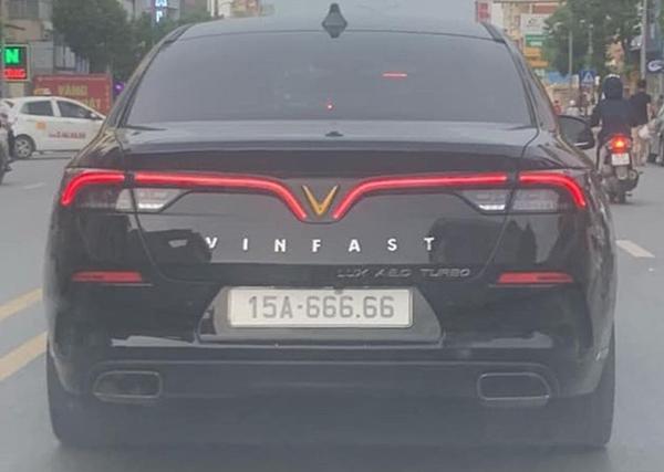VinFast Lux A2.0 mang biển số ngũ quý 6 siêu hiếm lăn bánh tại Hải Phòng