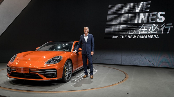 Porsche Panamera ghi nhầm giá chỉ 430 triệu đồng rẻ hơn một chia Toyota Vios