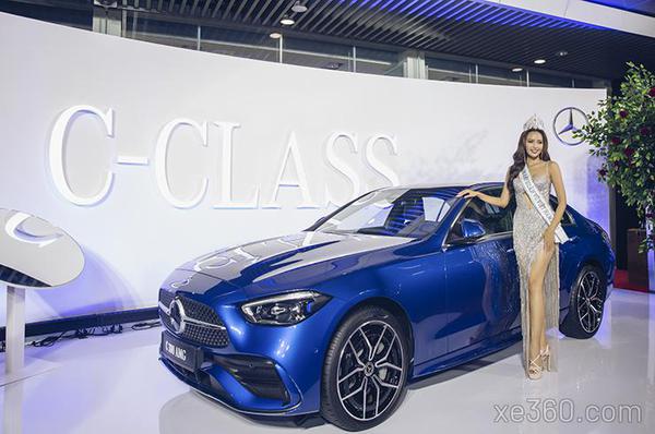 Hoa hậu Hoàn Vũ Nguyễn Thị Ngọc Châu được tặng Mercedes-Benz C300 AMG
