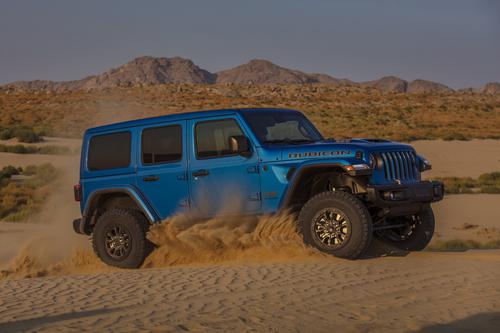 Chi tiết về sức mạnh và giá bán của Jeep Wrangler Rubicon 392 động cơ V8