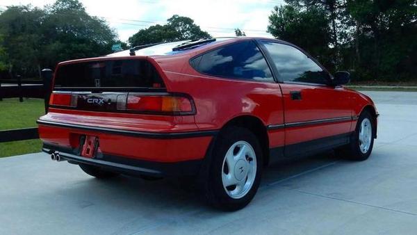 Honda Civic 42 năm tuổi được săn đón với giá hơn 900 triệu đồng