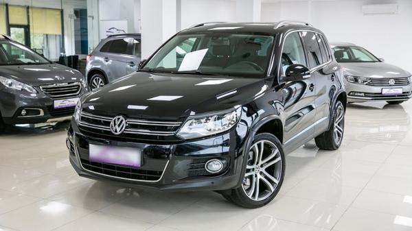 Volkswagen Tiguan tự khoá cửa là lỗi gì?