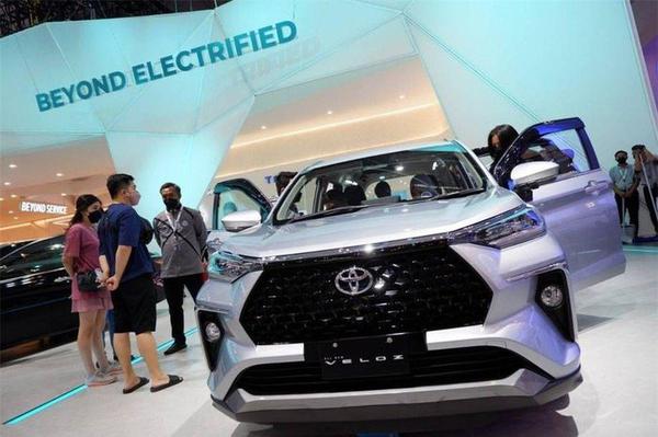 Toyota Veloz Cross sắp ra mắt phiên bản hybrid ?