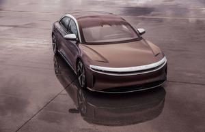 Lucid Air 2022 bản tiêu chuẩn chạy điện cho ra mắt thông số cùng giá bán